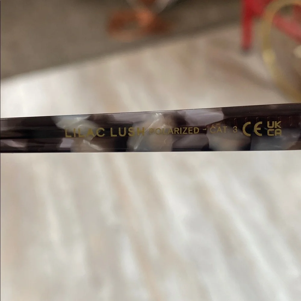 Blenders Grove- Lilac Lush polarized sunglasses - Picture 6 of 10